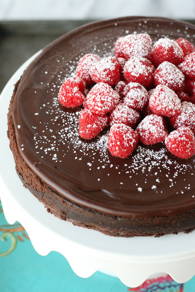 Flourless Chocolate Cake - Glorious Treats
